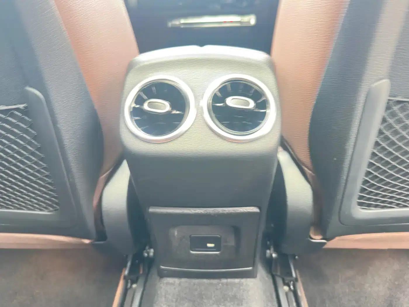 Mercedes-Benz A-Class 2021 A 200 L Sport Sedan Fashion Edition — миниатюра 19