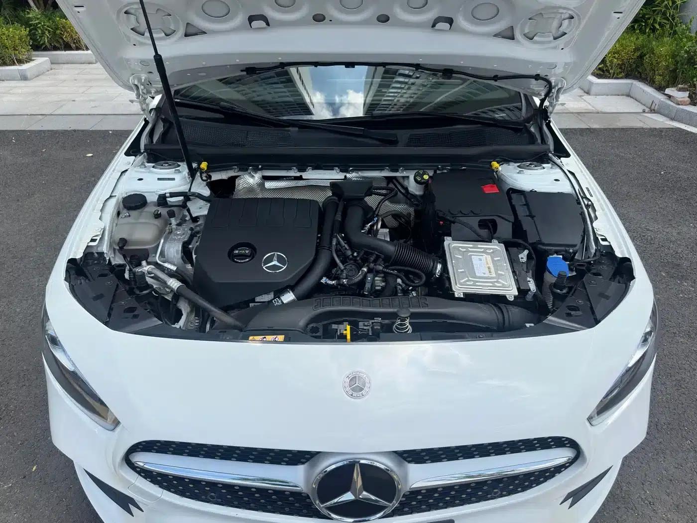 Mercedes-Benz A-Class 2021 A 200 L Sport Sedan Fashion Edition — миниатюра 26