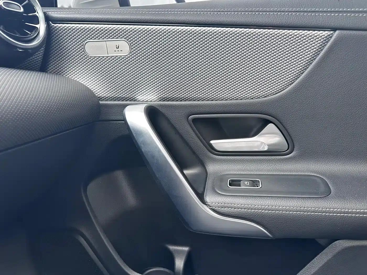 2023 Mercedes-Benz A-Class A 180 L — миниатюра 16