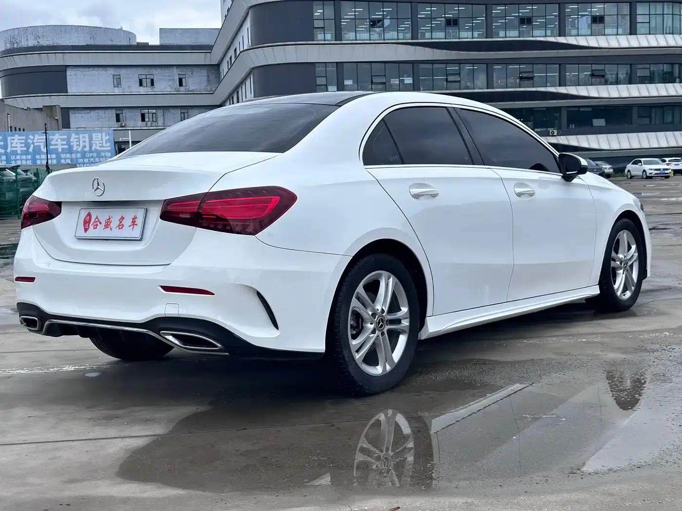 2023 Mercedes-Benz A-Class A 180 L — миниатюра 9