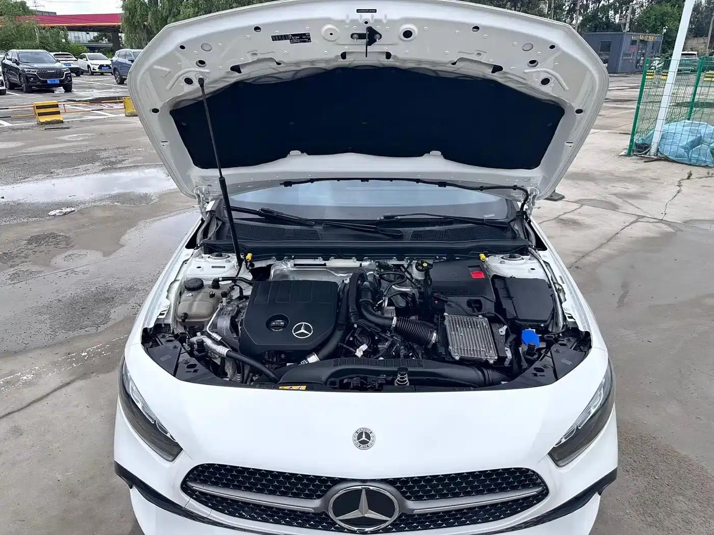 2023 Mercedes-Benz A-Class A 180 L — миниатюра 10