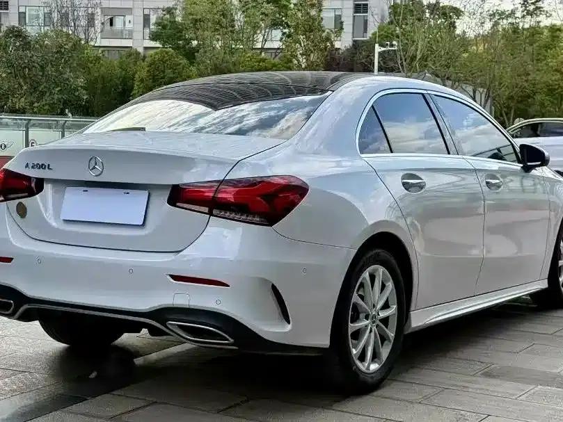 Mercedes-Benz A-Class 2021 A 200 L Sport Sedan Fashion Edition — миниатюра 9