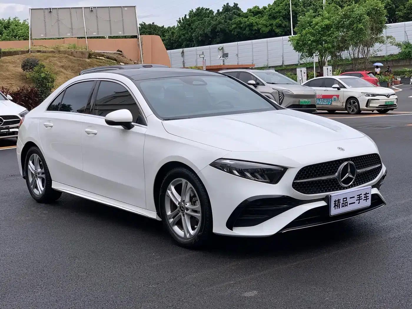 2023 Mercedes-Benz A-Class A 180 L — миниатюра 3