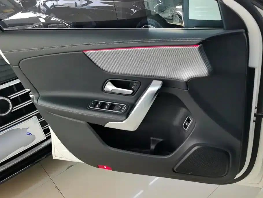 2022 Mercedes-Benz A-Class A 180 L Sport Sedan — миниатюра 7