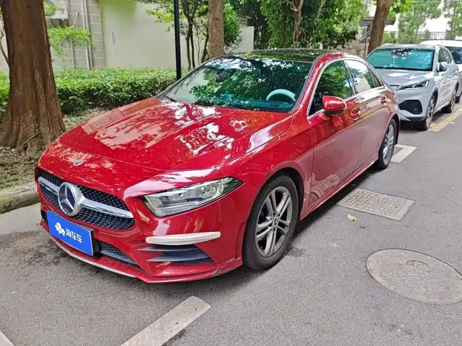 Mercedes-Benz A-Class 2021 Facelift A 180 L Sport Sedan — миниатюра 1