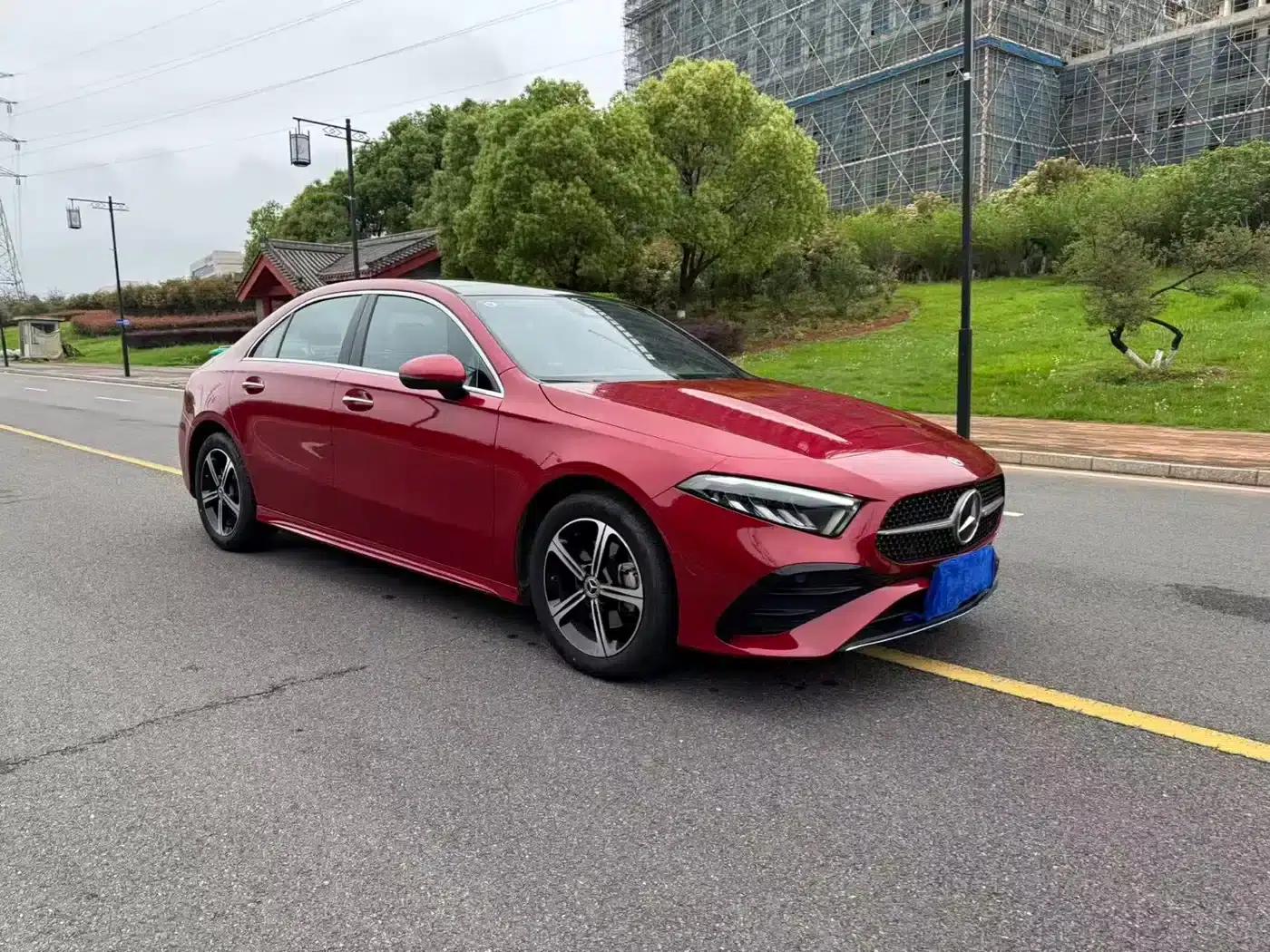 2023 Mercedes-Benz A-Class A 200 L Fashion Edition — миниатюра 3