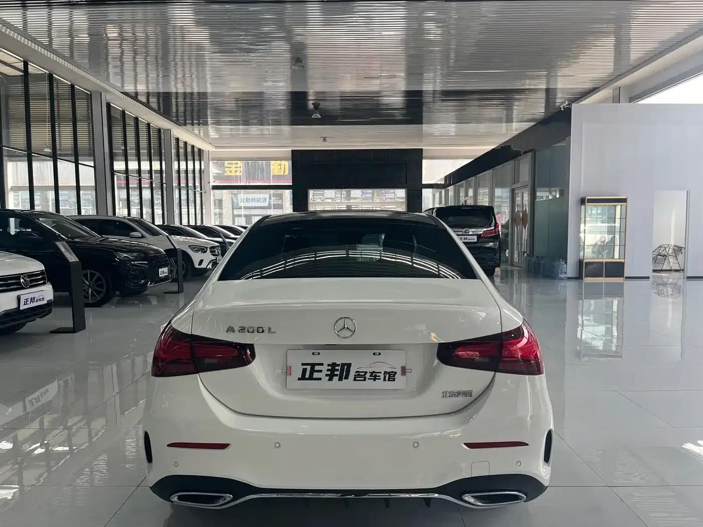 Mercedes-Benz A-Class 2024 A 200 L Fashion Edition — миниатюра 4