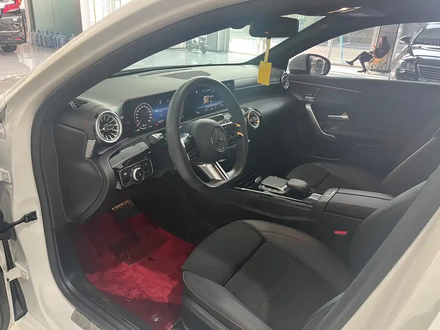 Mercedes-Benz A-Class 2024 A 200 L Fashion Edition — миниатюра 6