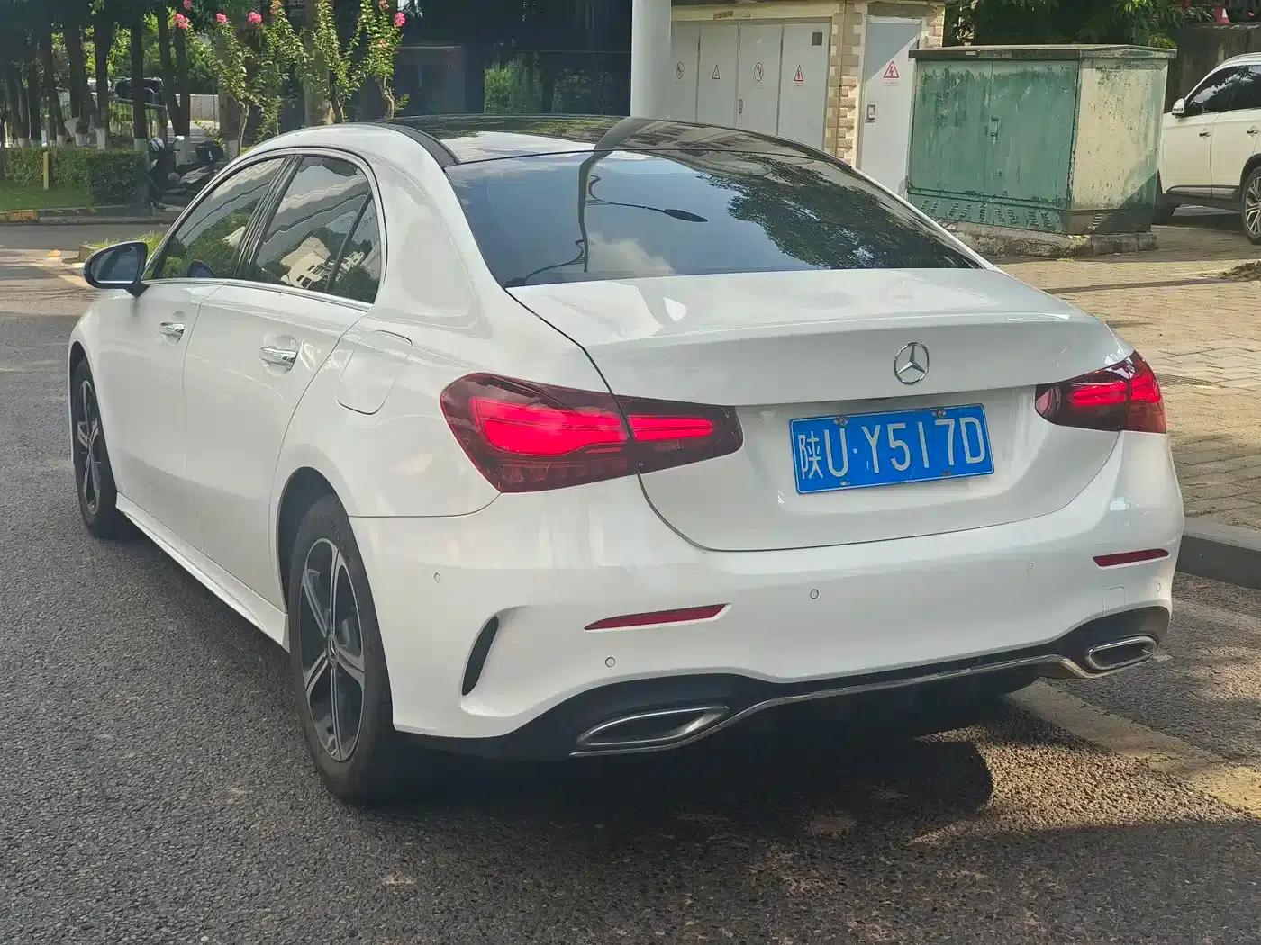 2023 Mercedes-Benz A-Class A 200 L Fashion Edition — миниатюра 11
