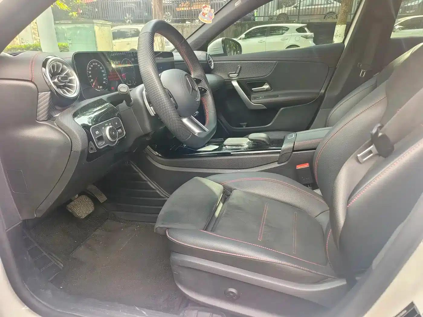 2023 Mercedes-Benz A-Class A 200 L Fashion Edition — миниатюра 6