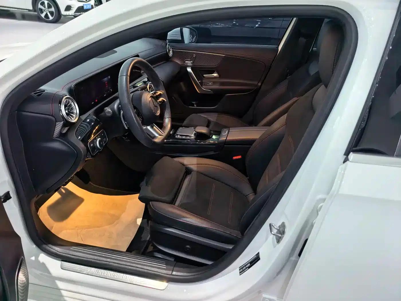 Mercedes-Benz A-Class 2024 A 200 L Fashion Edition — миниатюра 6
