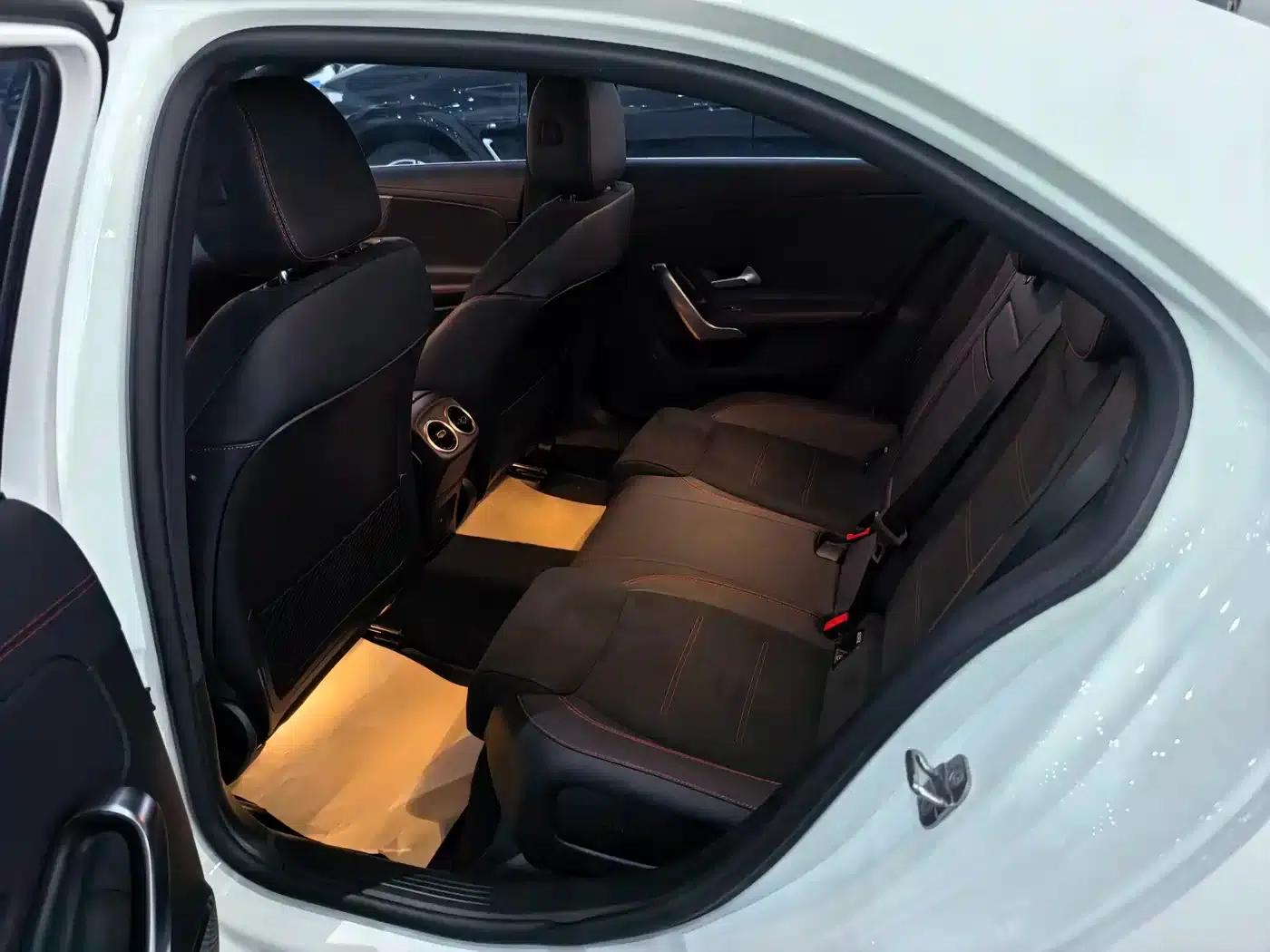 Mercedes-Benz A-Class 2024 A 200 L Fashion Edition — миниатюра 8