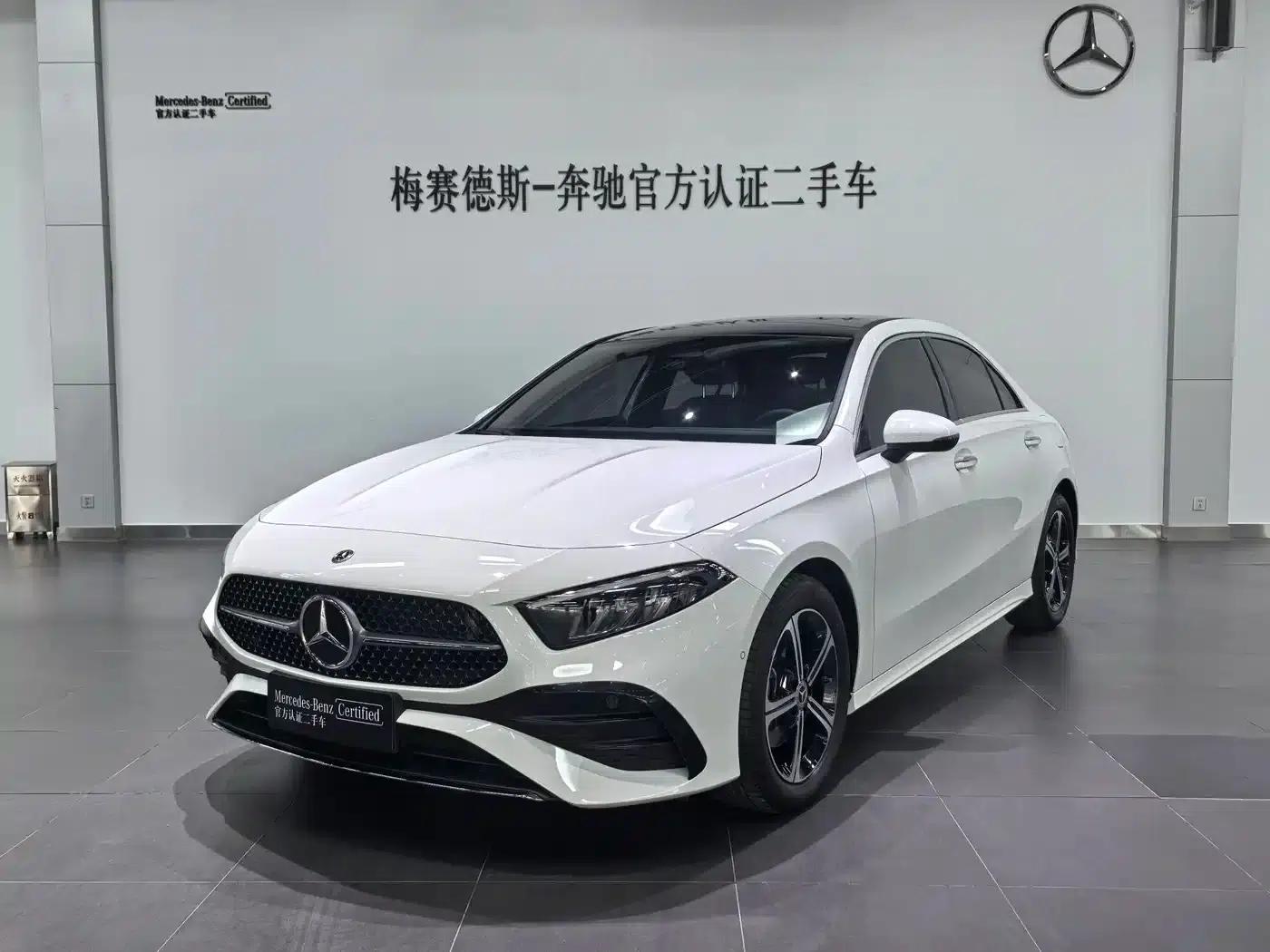 Mercedes-Benz A-Class 2024 A 200 L Fashion Edition — миниатюра 2