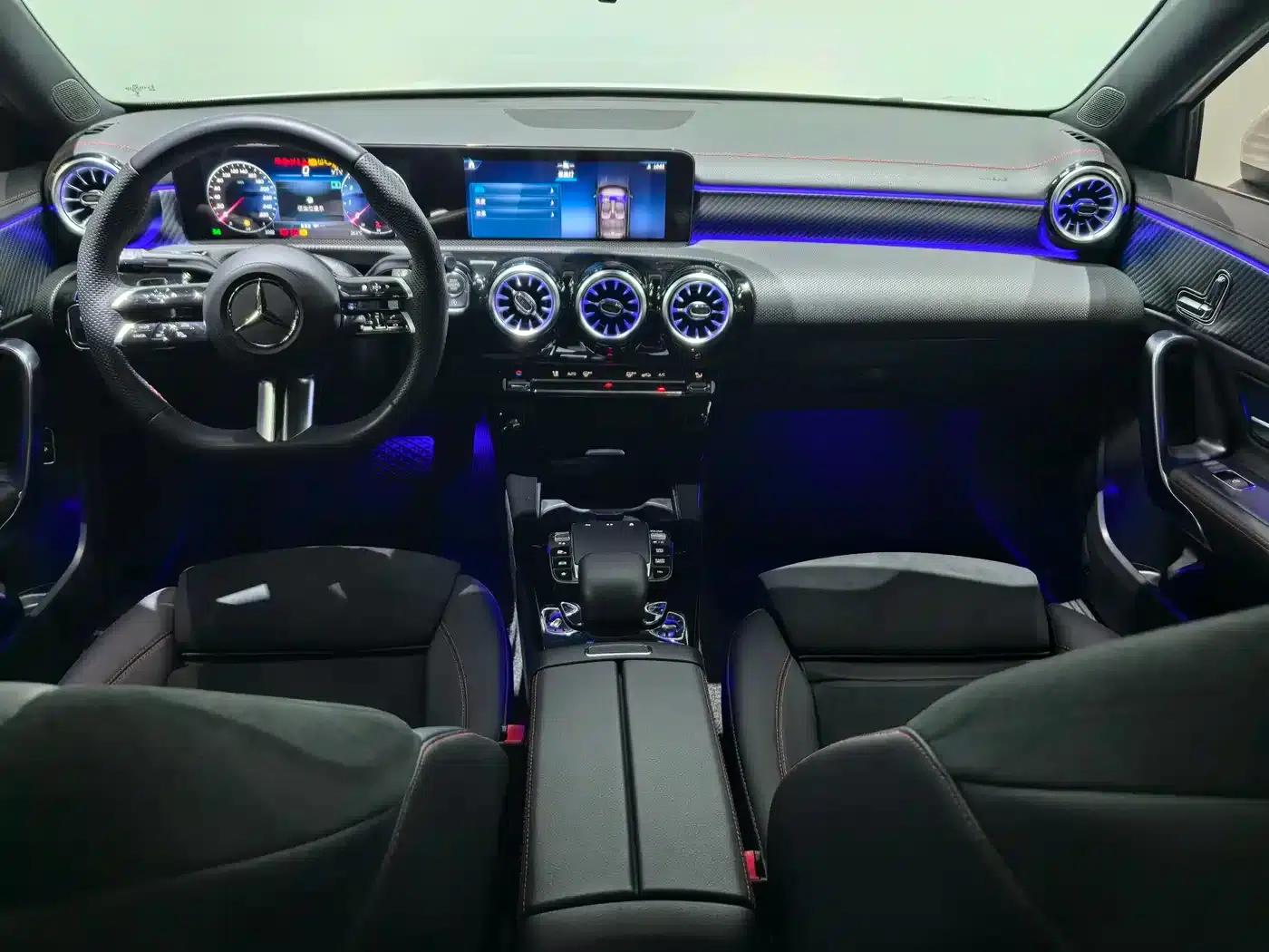 Mercedes-Benz A-Class 2024 A 200 L Fashion Edition — миниатюра 5