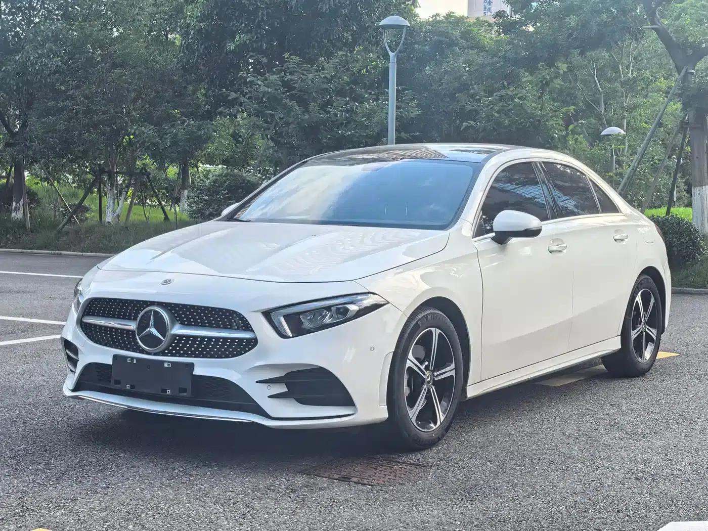 2023 Mercedes-Benz A-Class A 200 L Dynamic — миниатюра 1