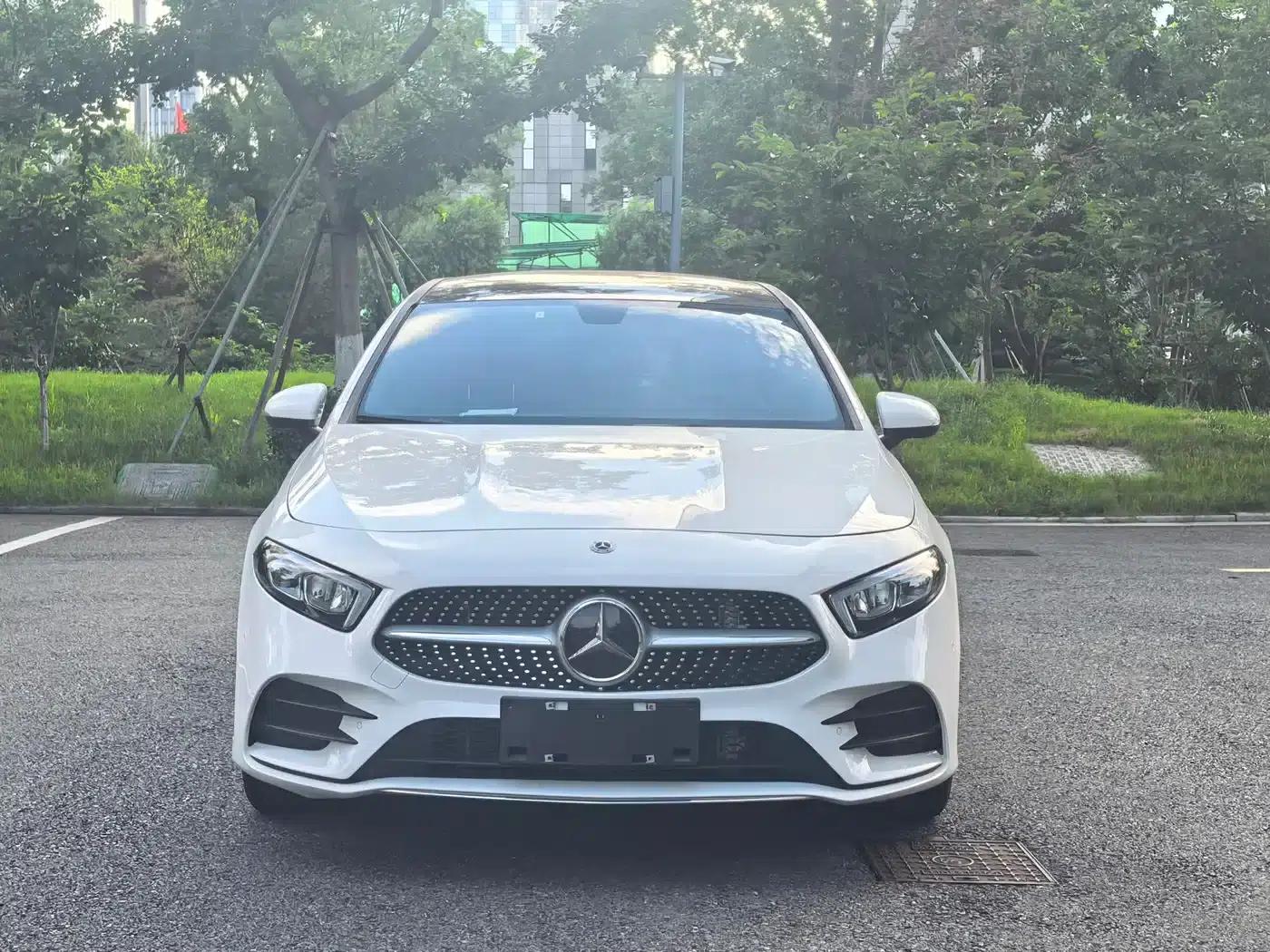 2023 Mercedes-Benz A-Class A 200 L Dynamic — миниатюра 2