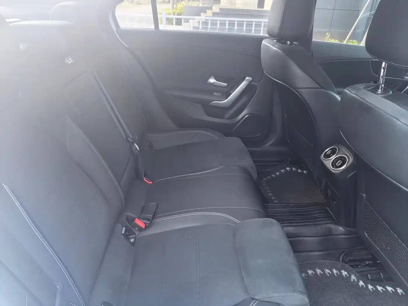 2023 Mercedes-Benz A-Class A 200 L Dynamic — миниатюра 15