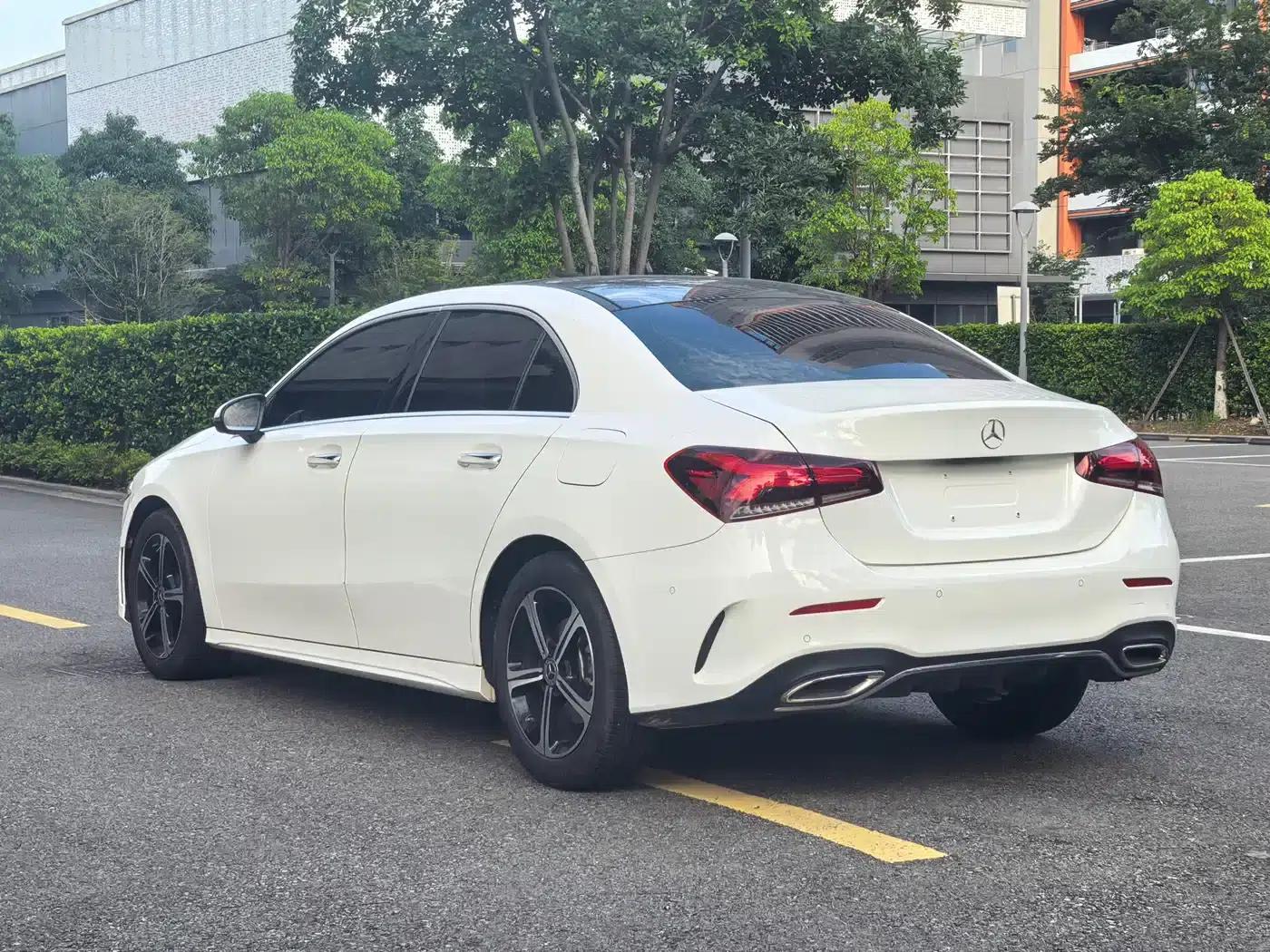 2023 Mercedes-Benz A-Class A 200 L Dynamic — миниатюра 6