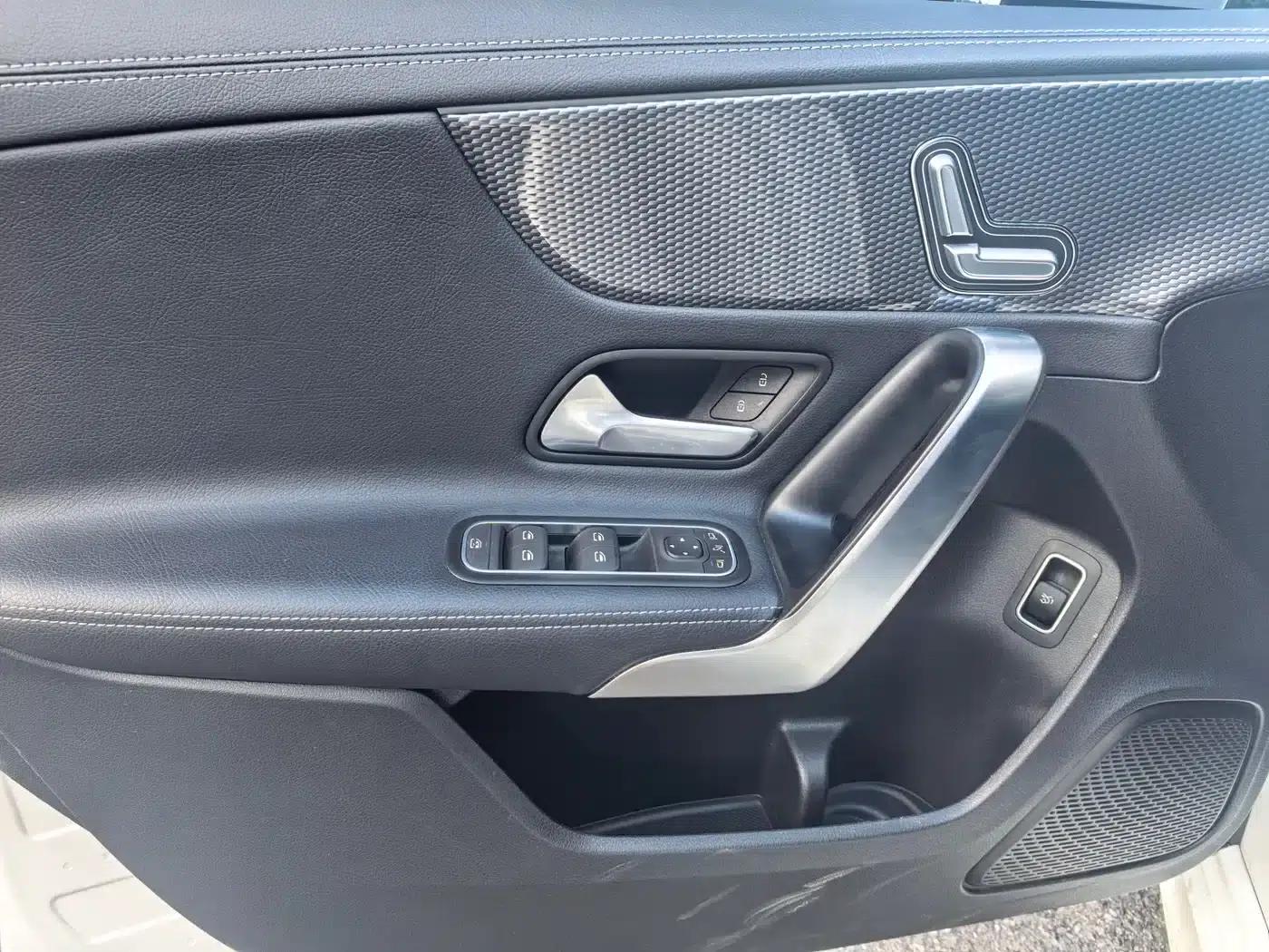 2023 Mercedes-Benz A-Class A 200 L Dynamic — миниатюра 7