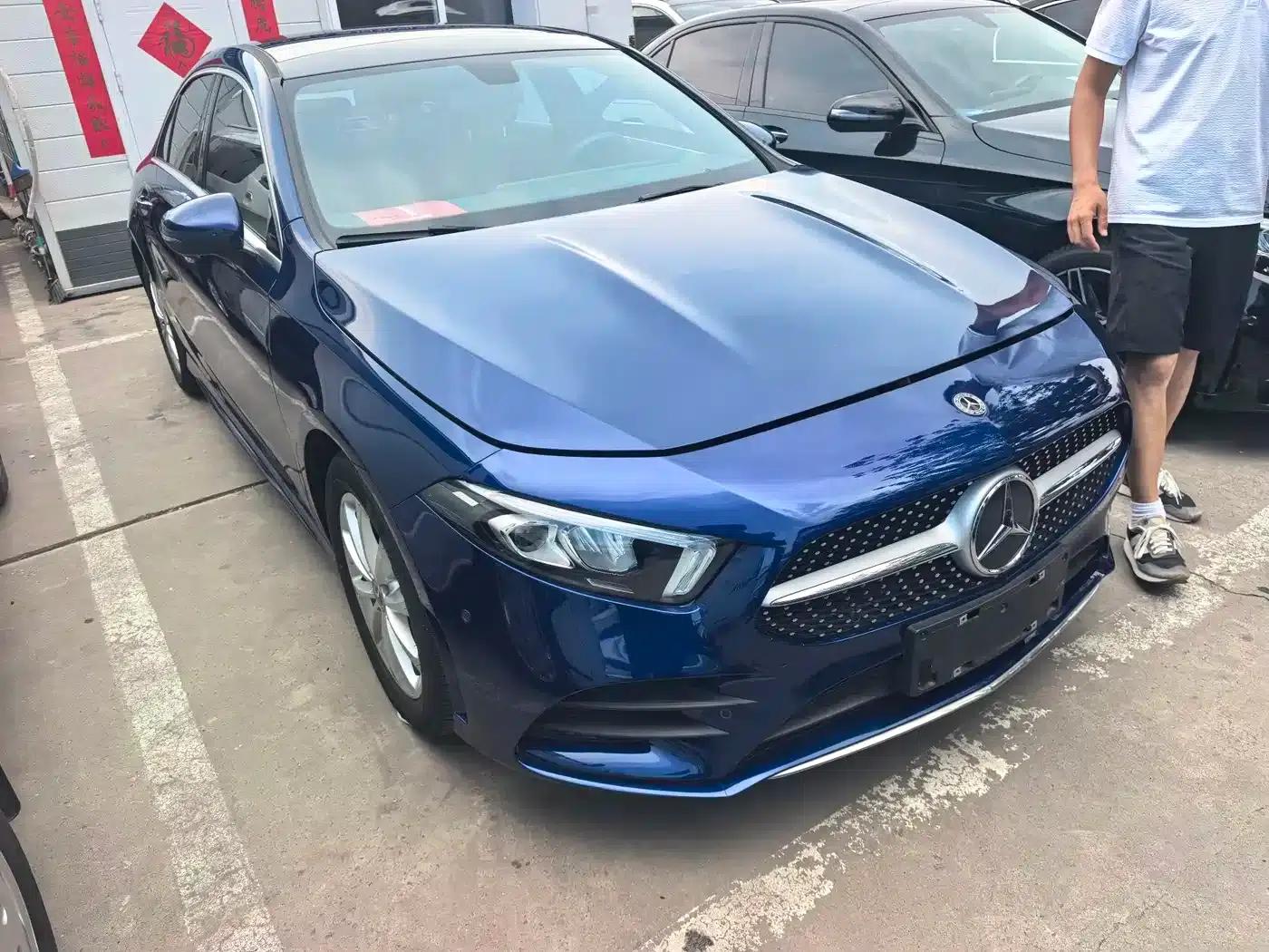 Mercedes-Benz A-Class 2021 A 200 L Sport Sedan Fashion Edition — миниатюра 2