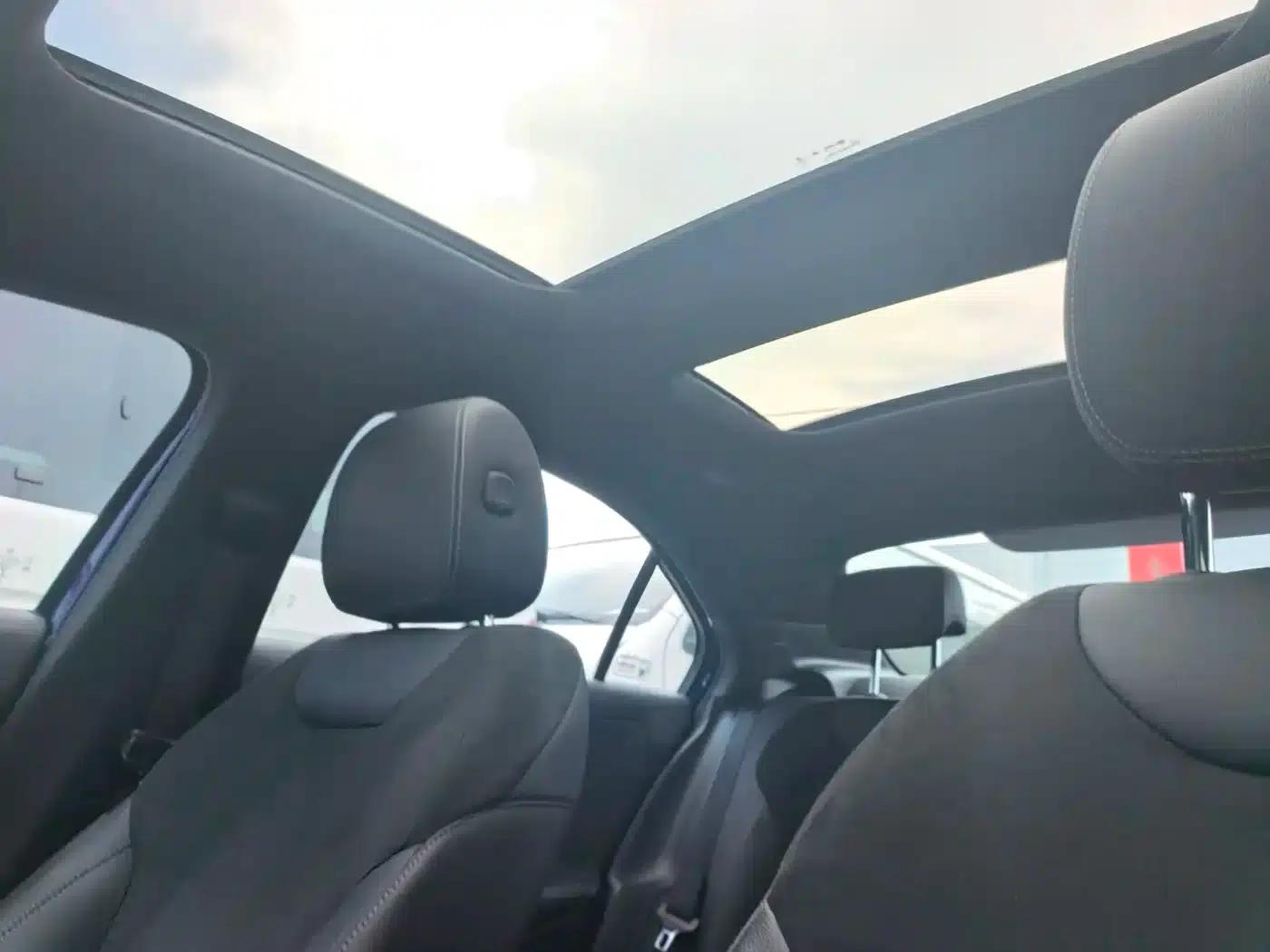 Mercedes-Benz A-Class 2021 A 200 L Sport Sedan Fashion Edition — миниатюра 11