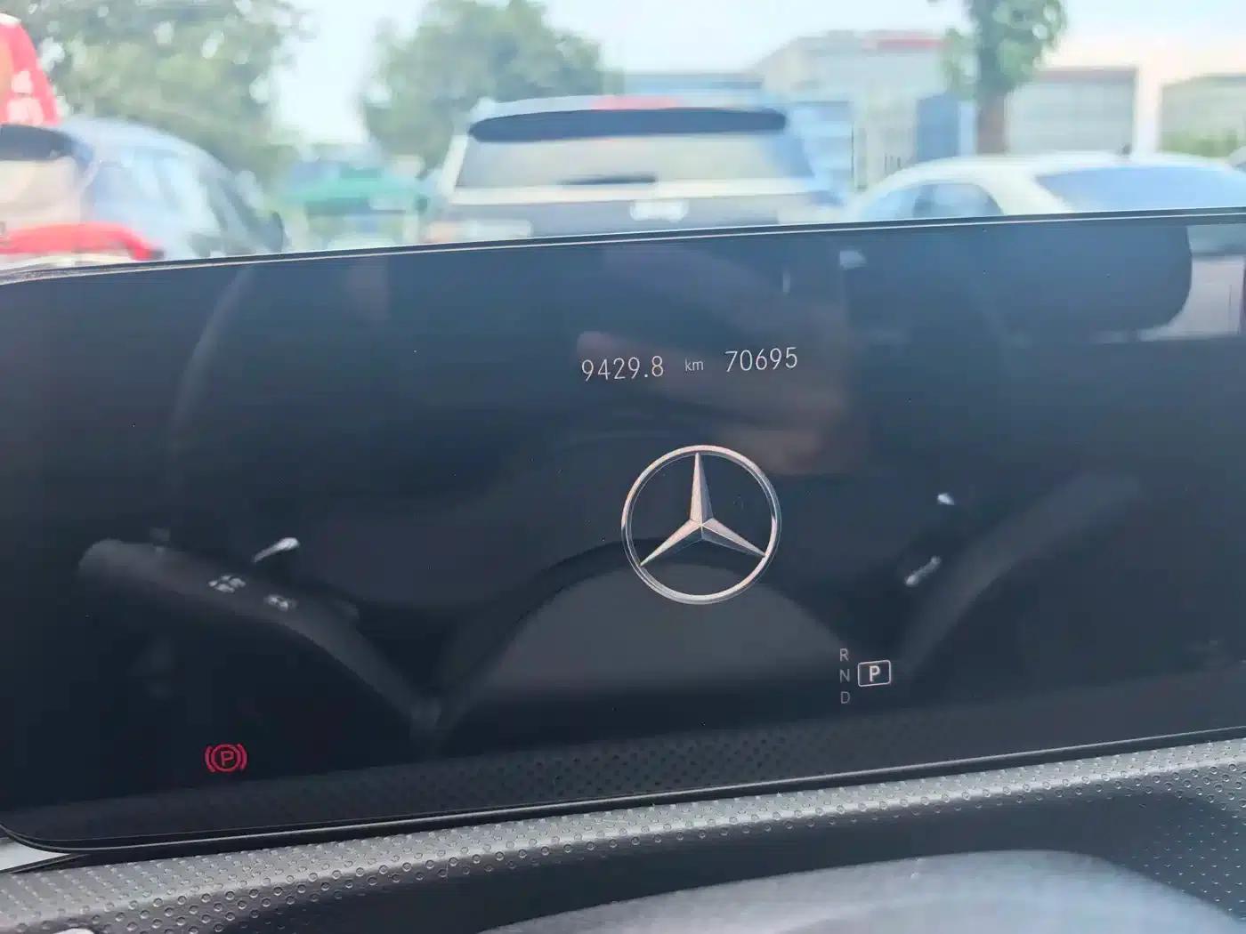 Mercedes-Benz A-Class 2021 A 200 L Sport Sedan Fashion Edition — миниатюра 8