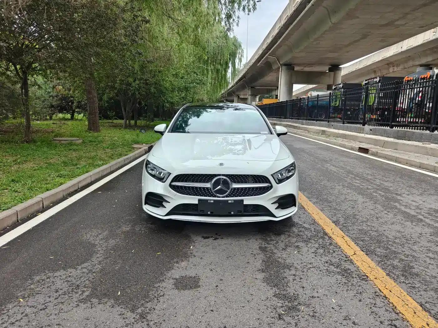 Mercedes-Benz A-Class 2020 A 200 L Sport Sedan — миниатюра 2