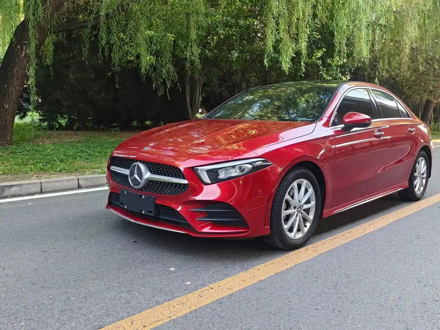 2019 Mercedes-Benz A-Class A 200 L Sport Sedan — миниатюра 1
