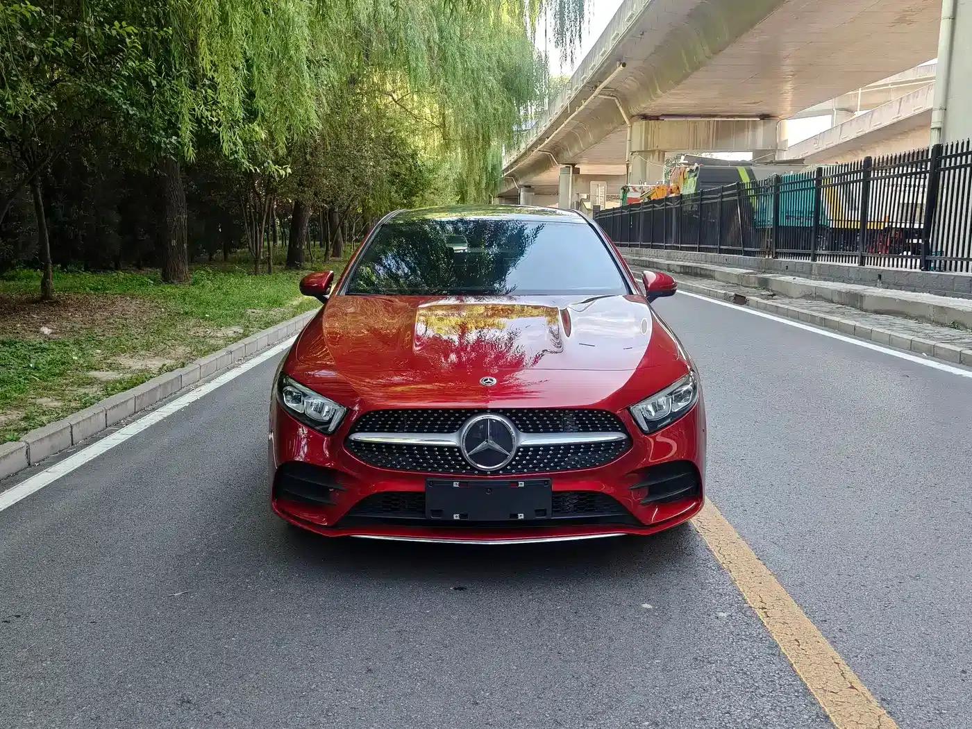 2019 Mercedes-Benz A-Class A 200 L Sport Sedan — миниатюра 2