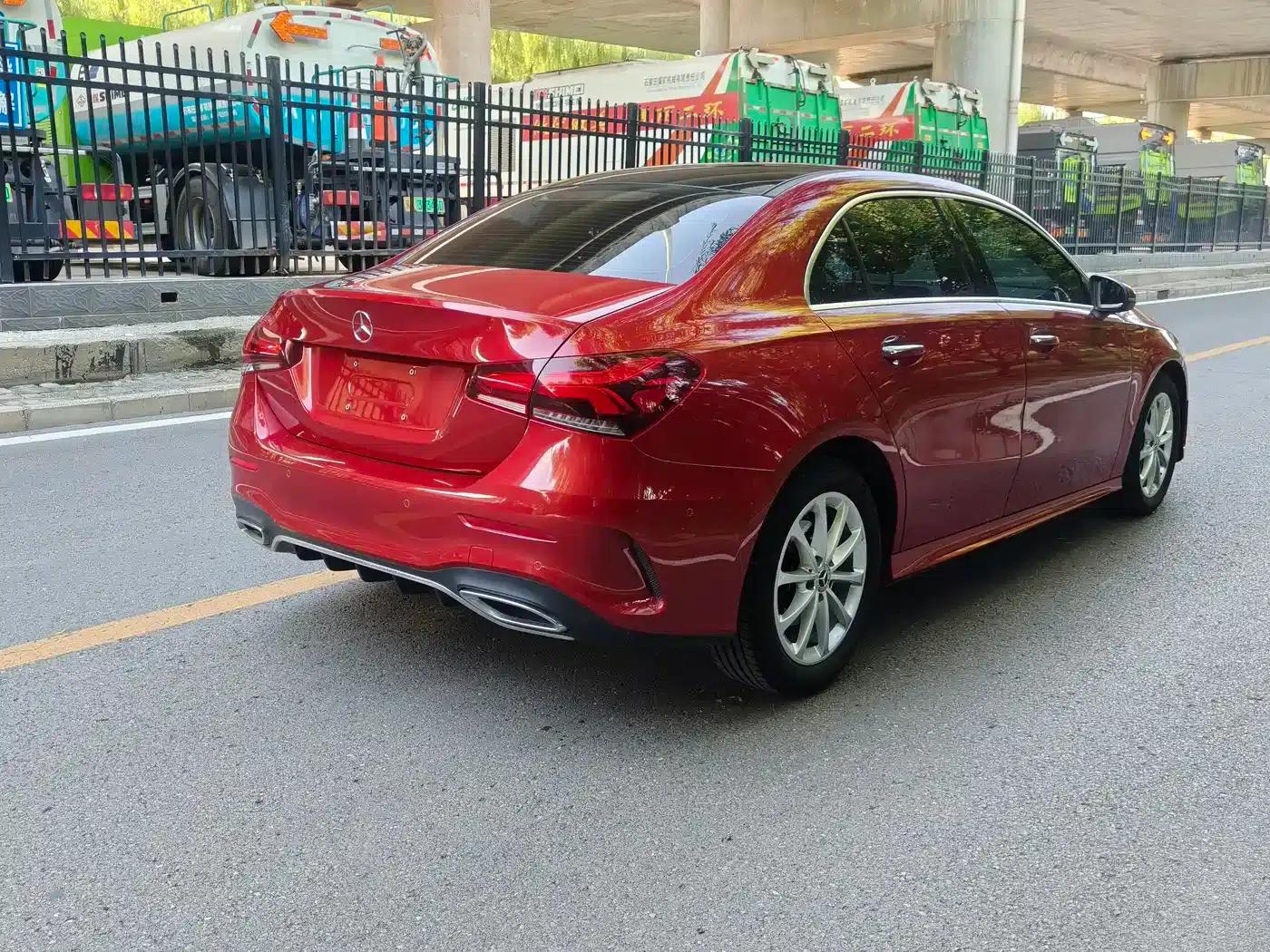 2019 Mercedes-Benz A-Class A 200 L Sport Sedan — миниатюра 16