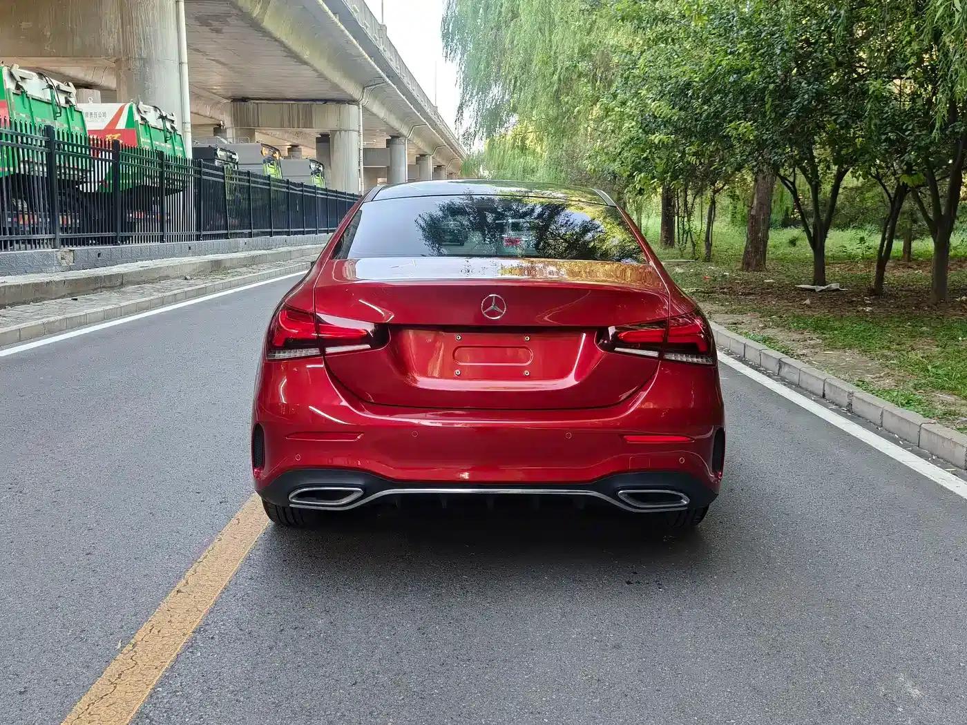 2019 Mercedes-Benz A-Class A 200 L Sport Sedan — миниатюра 18