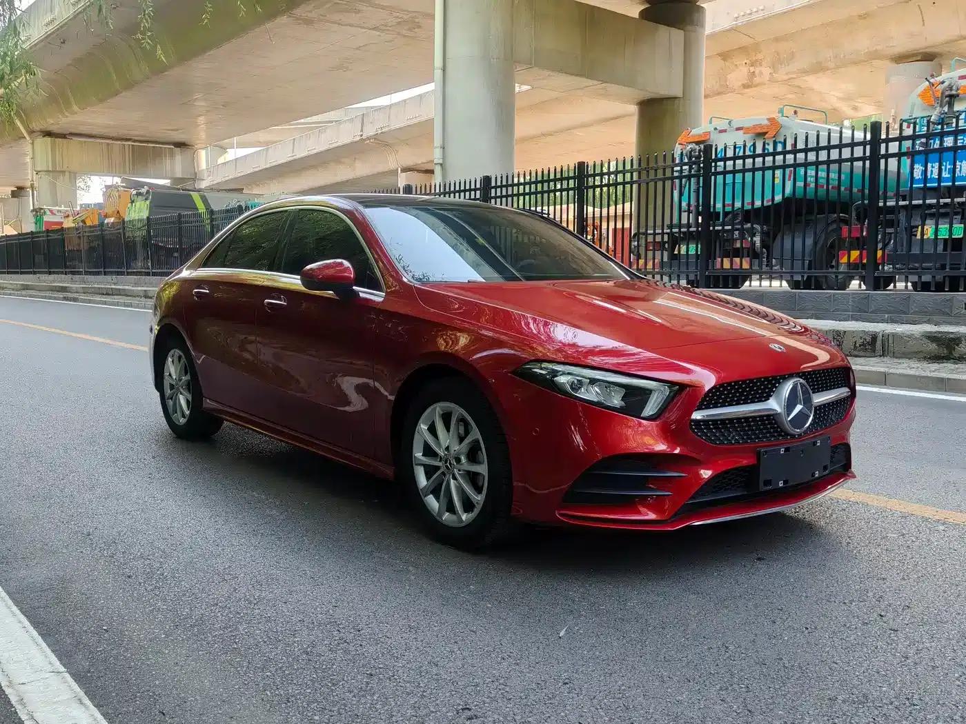 2019 Mercedes-Benz A-Class A 200 L Sport Sedan — миниатюра 3
