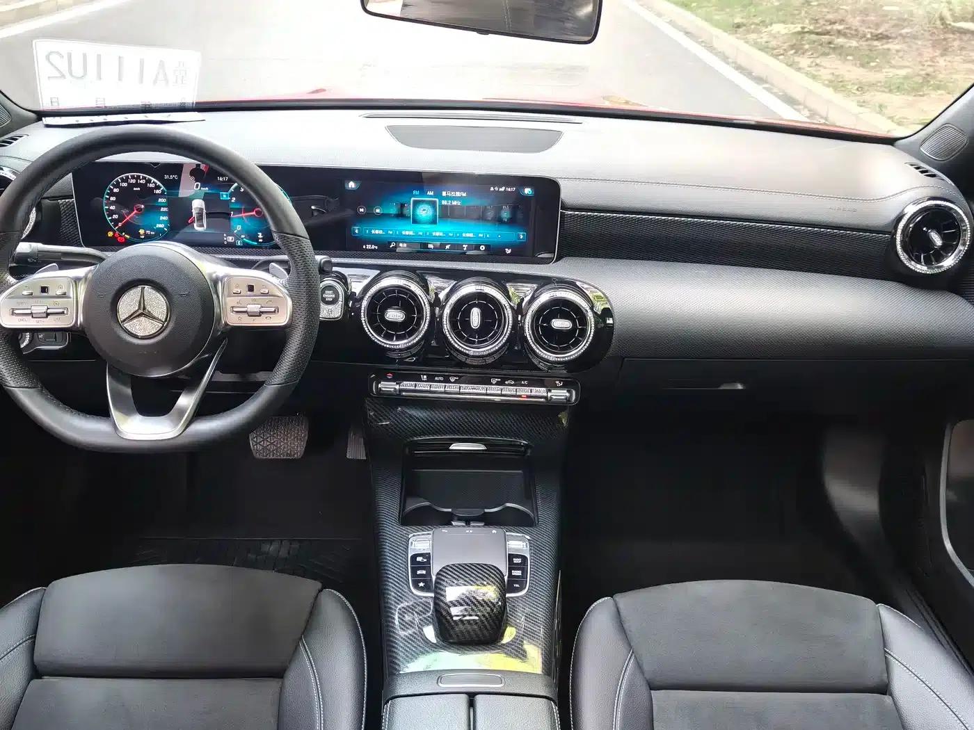 2019 Mercedes-Benz A-Class A 200 L Sport Sedan — миниатюра 6