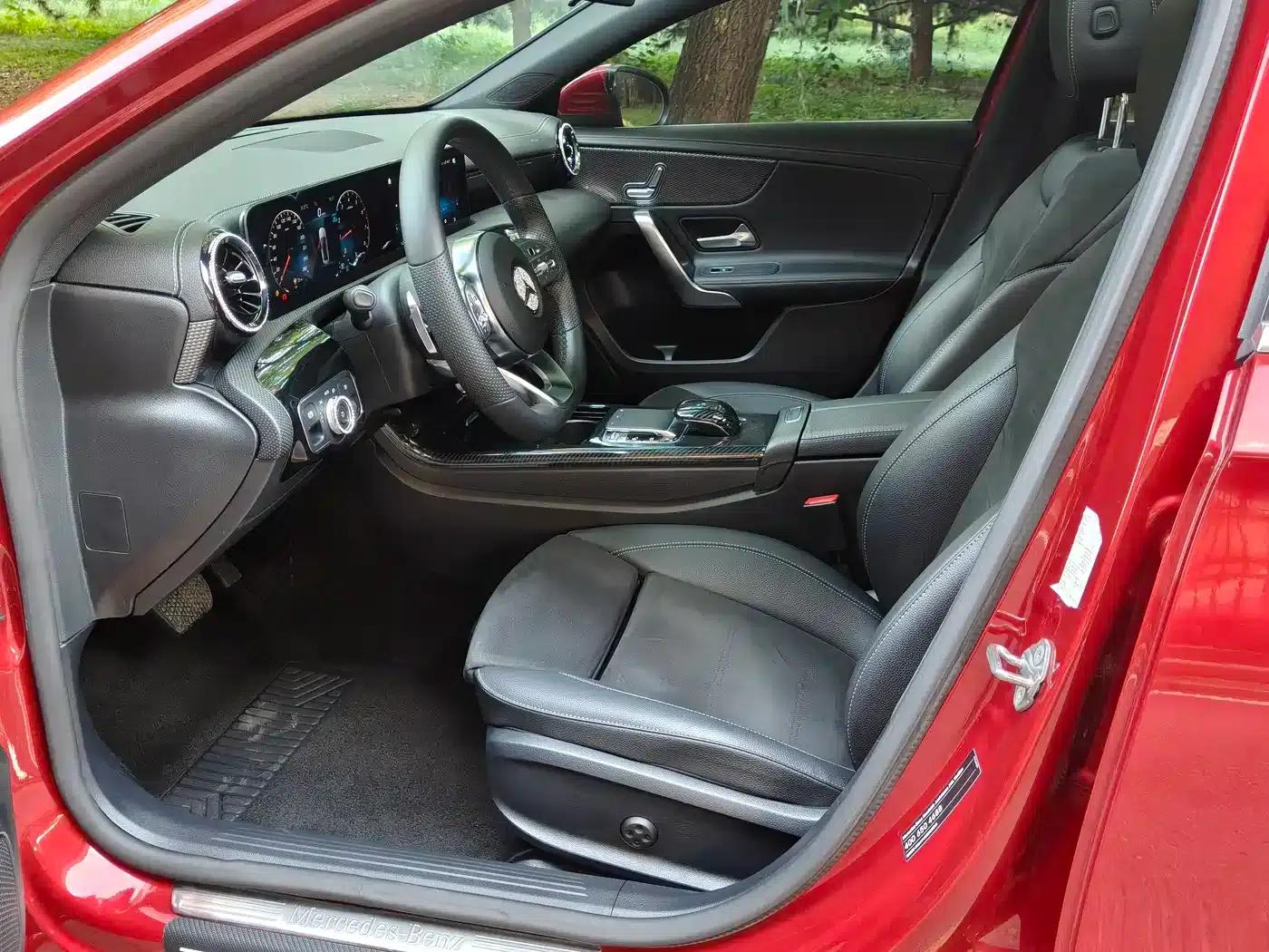 2019 Mercedes-Benz A-Class A 200 L Sport Sedan — миниатюра 7