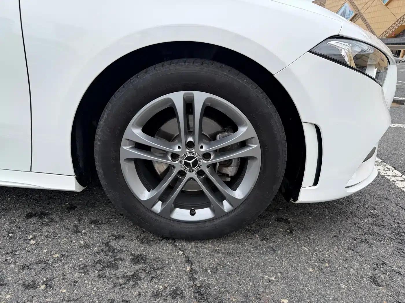 2023 Mercedes-Benz A-Class A 180 L — миниатюра 13