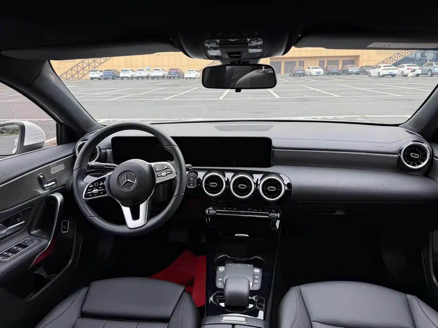 2023 Mercedes-Benz A-Class A 180 L — миниатюра 20