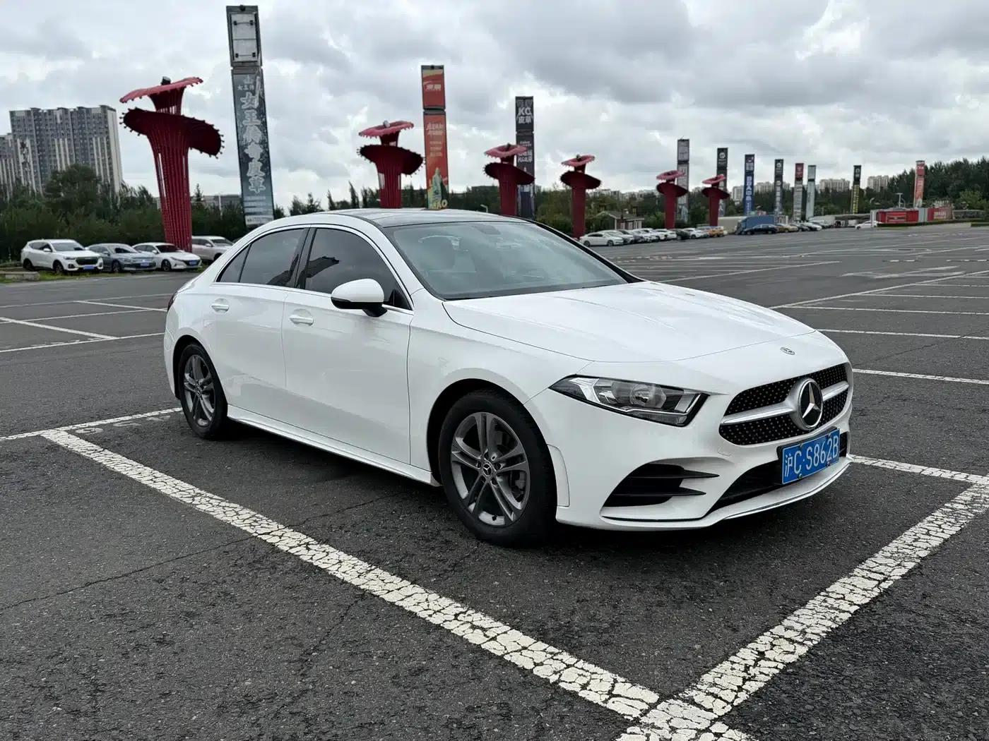 2023 Mercedes-Benz A-Class A 180 L — миниатюра 3