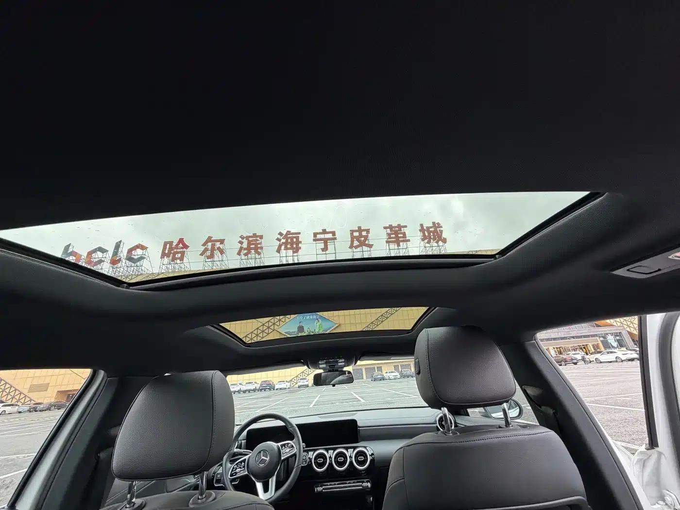 2023 Mercedes-Benz A-Class A 180 L — миниатюра 26