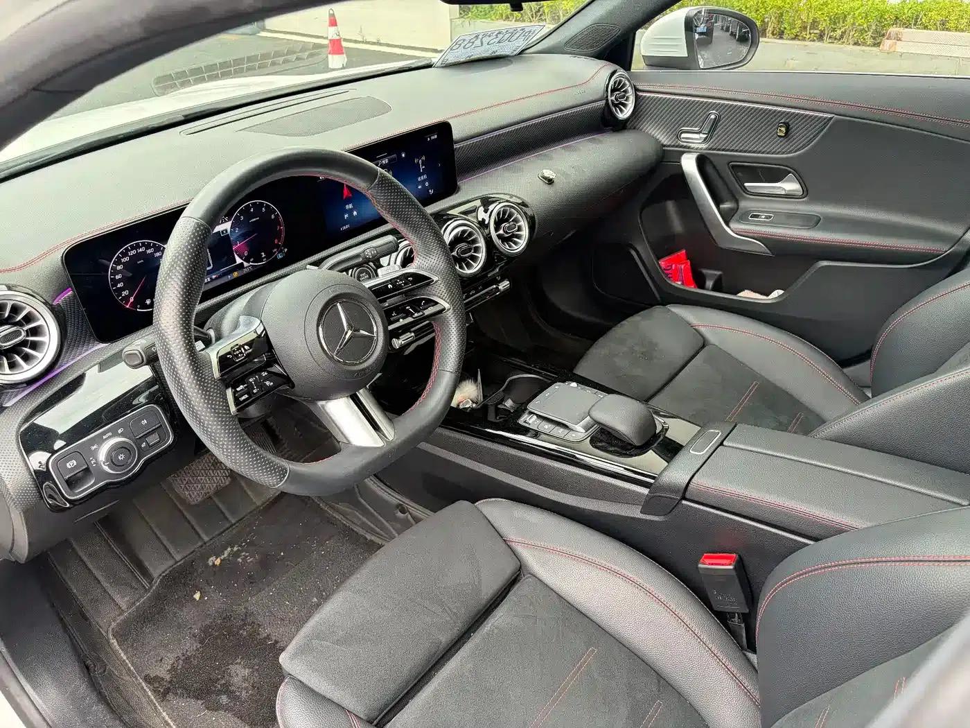 2023 Mercedes-Benz A-Class A 200 L Fashion Edition — миниатюра 4