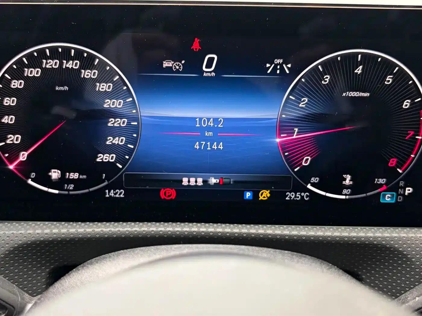 2023 Mercedes-Benz A-Class A 200 L Fashion Edition — миниатюра 6