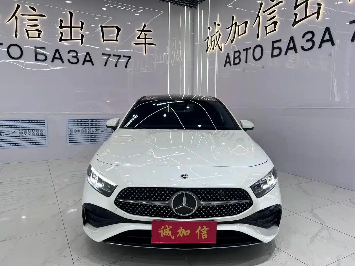 2023 Mercedes-Benz A-Class A 180 L — миниатюра 2