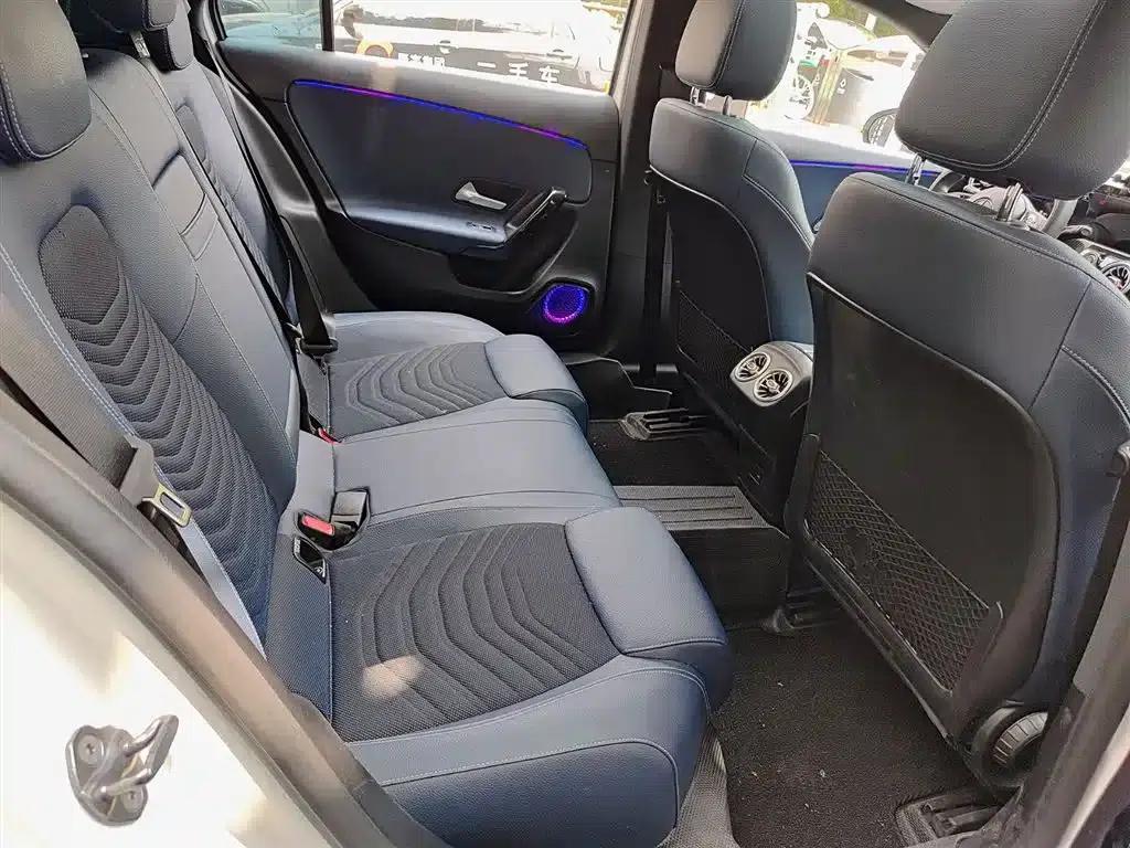 2022 Mercedes-Benz A-Class A 180 L — миниатюра 11