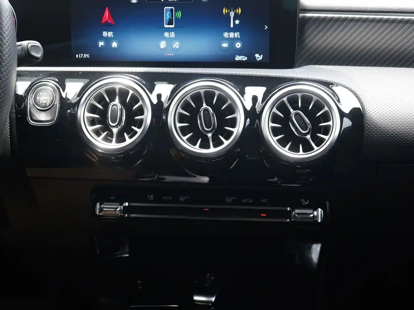 2023 Mercedes-Benz A-Class A 200 L Fashion Edition — миниатюра 17
