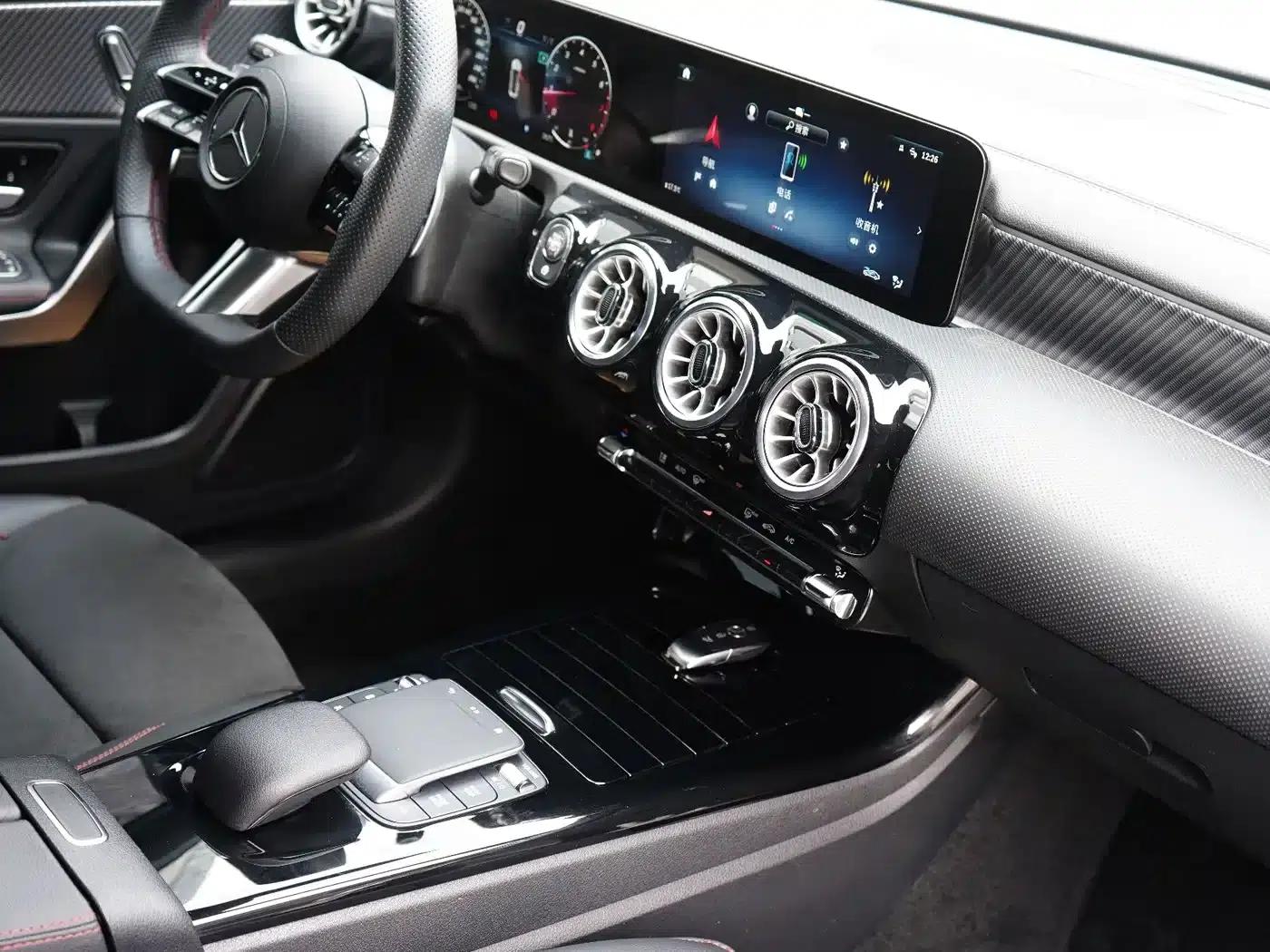 2023 Mercedes-Benz A-Class A 200 L Fashion Edition — миниатюра 22
