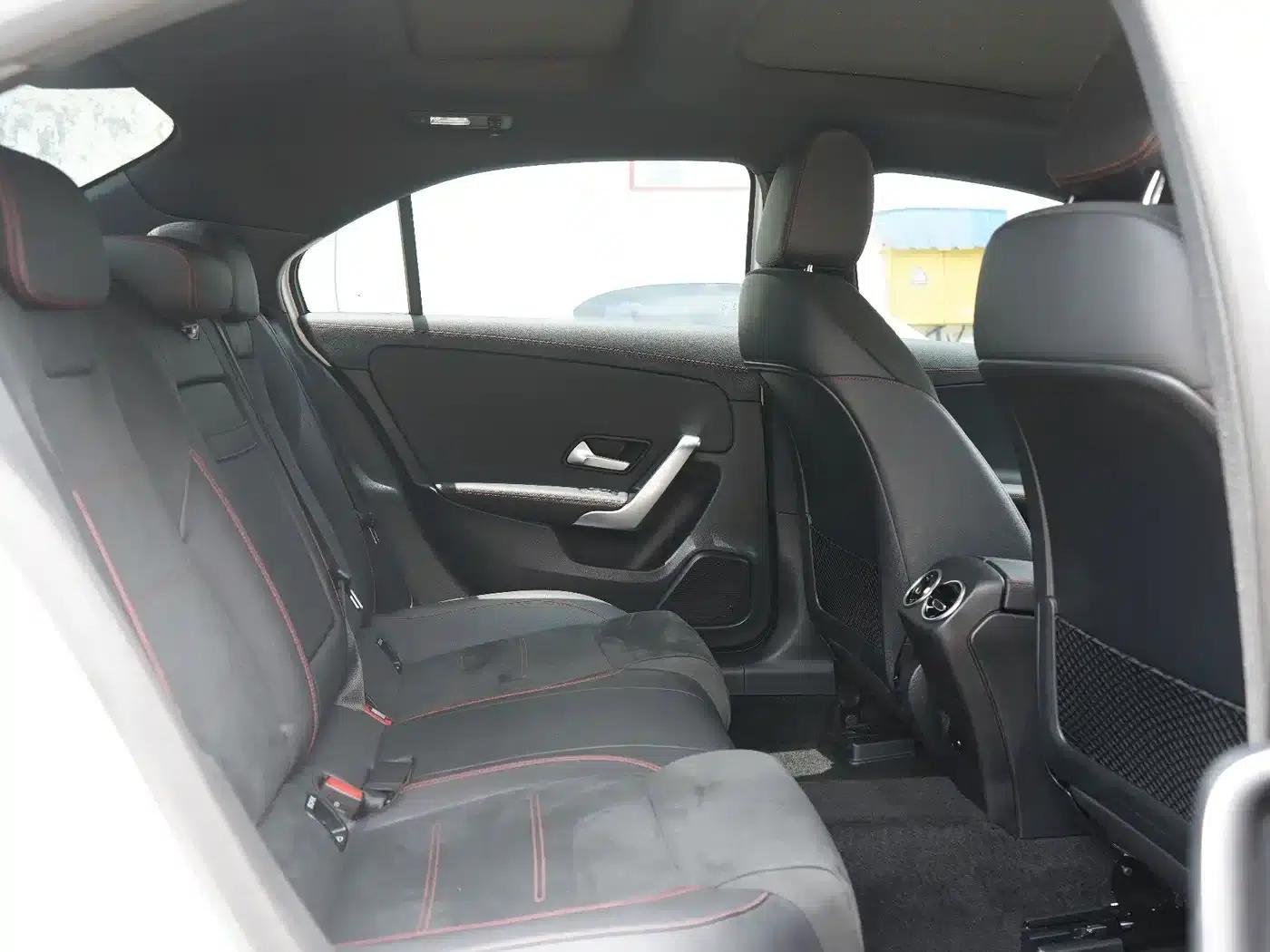 2023 Mercedes-Benz A-Class A 200 L Fashion Edition — миниатюра 5