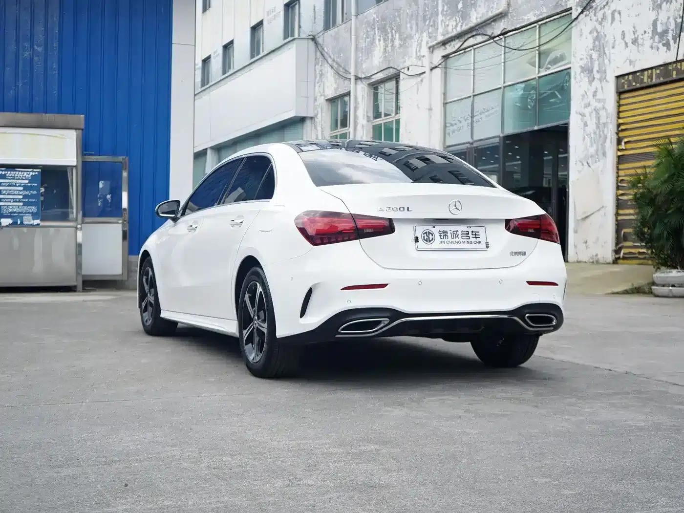 2023 Mercedes-Benz A-Class A 200 L Fashion Edition — миниатюра 7
