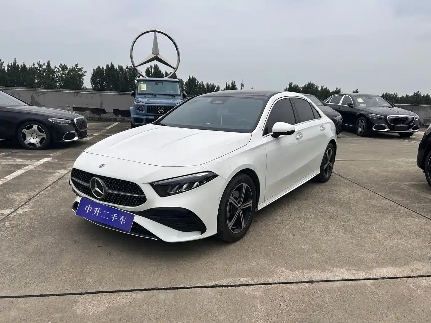 Mercedes-Benz A-Class 2024 A 200 L Fashion Edition — миниатюра 1