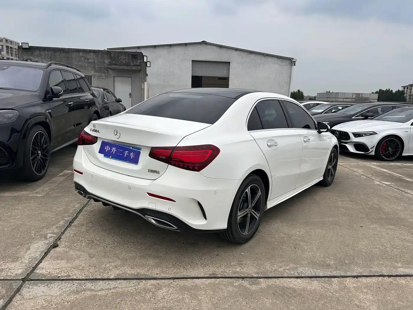Mercedes-Benz A-Class 2024 A 200 L Fashion Edition — миниатюра 3
