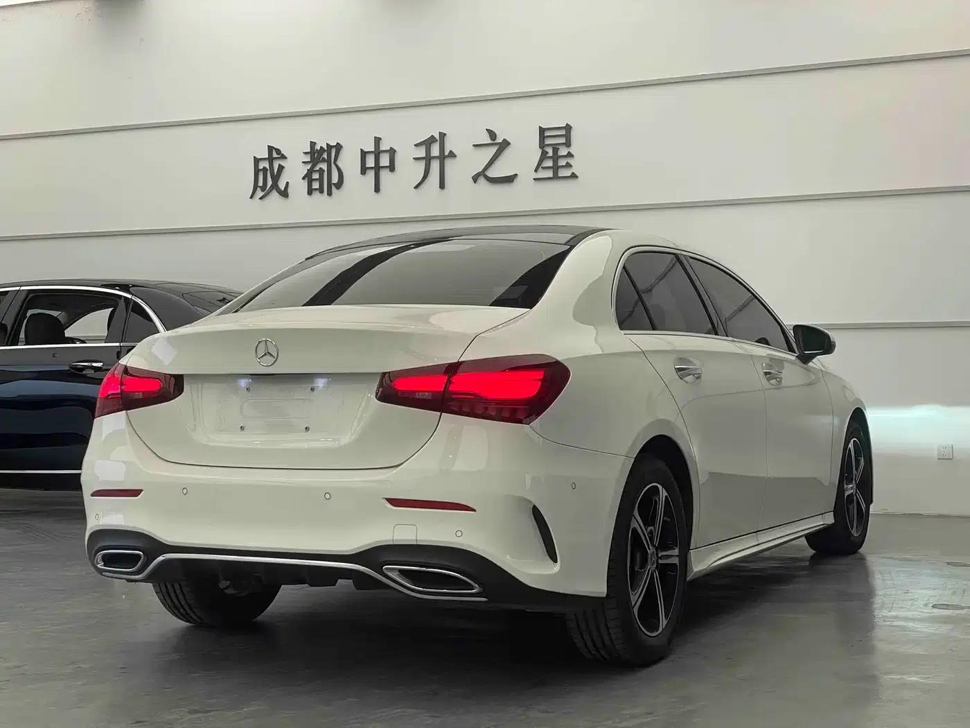 Mercedes-Benz A-Class 2024 A 200 L Fashion Edition — миниатюра 4