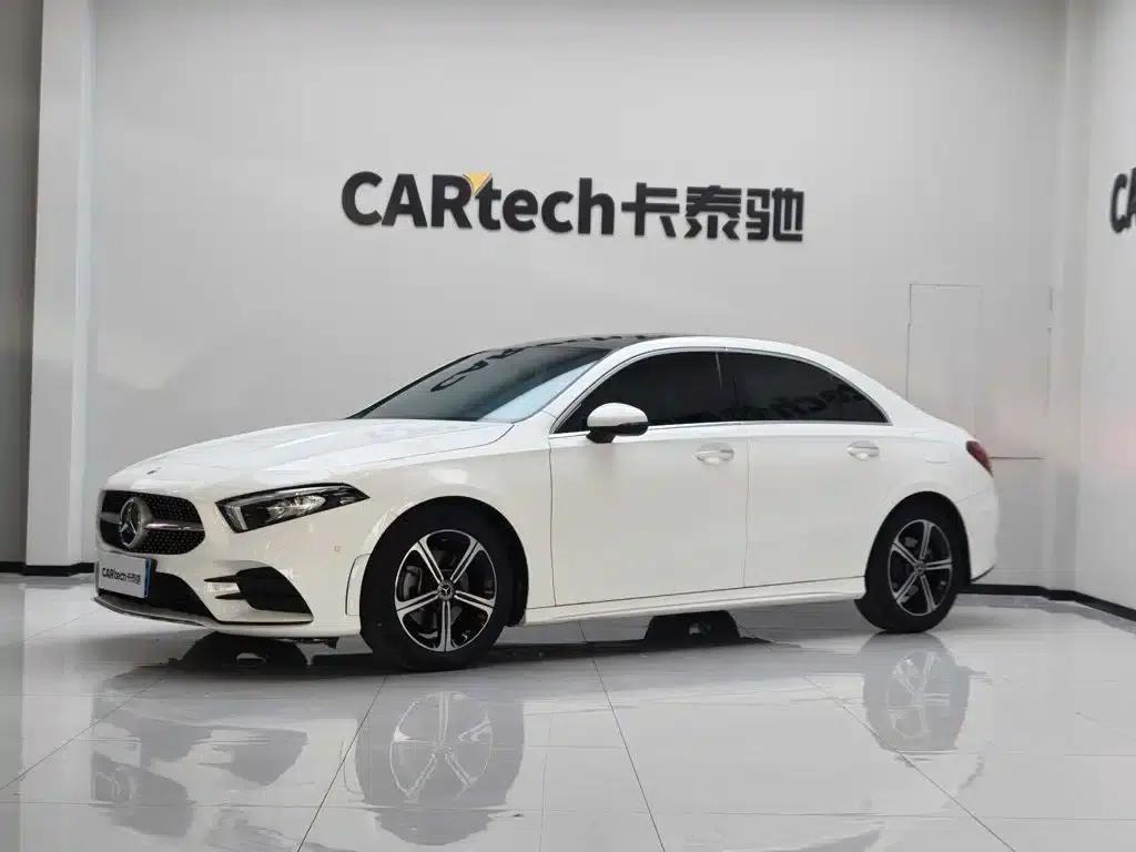 Mercedes-Benz A-Class 2020 A 200 L Sport Sedan — миниатюра 1